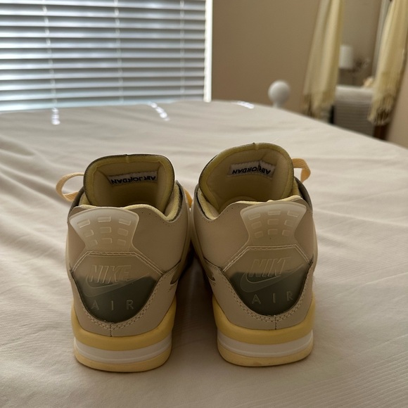 Nike Air Jordan - Picture 4 of 9